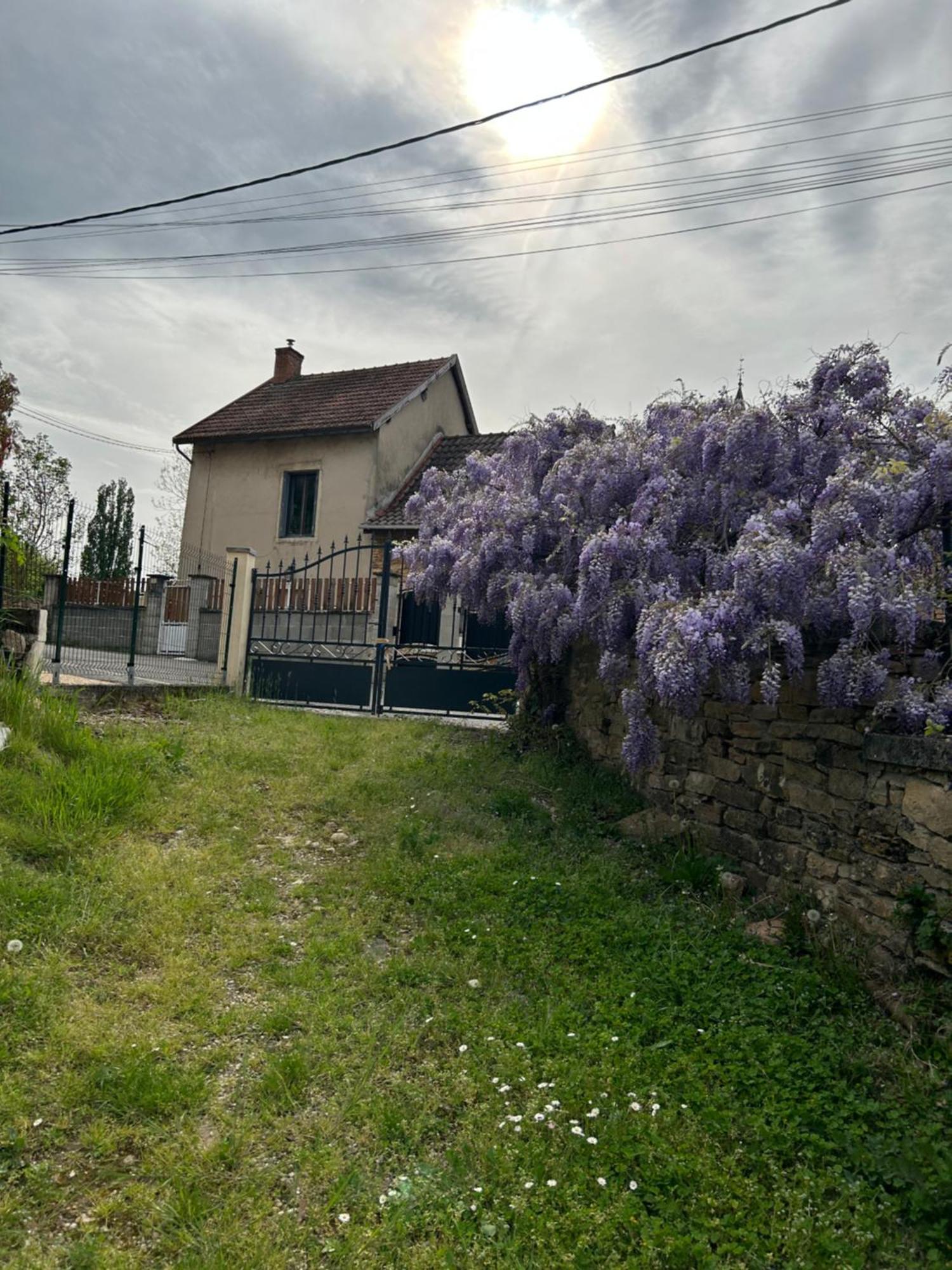 Les Glycines Βίλα Hieres-Sur-Amby Εξωτερικό φωτογραφία